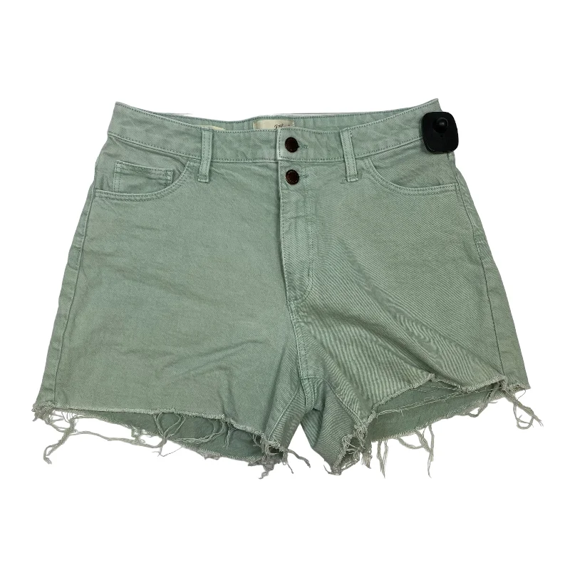 Green Shorts Universal Thread, Size 8